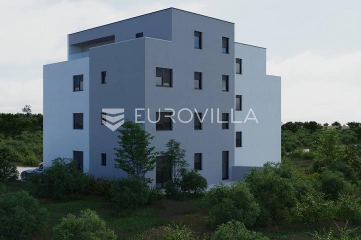 Pag, Mandre, Trosoban stan 75 m² na 3. katu sa terasom 44 m², NOVOGRADNJA