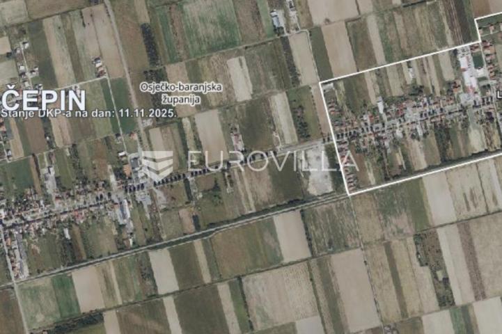 Čepin, zemljište uz glavnu cestu 2900 m², fronta 17m