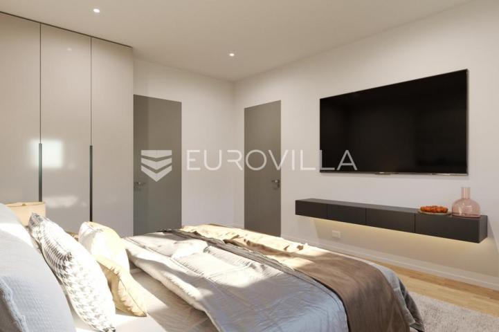 Istra, Rovinj, dvoetažni četverosoban stan 186,04 m² s garažnim mjestom u novogradnji