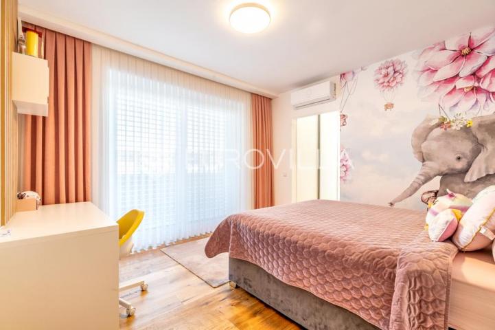 Zaprešić, Kalamiri, moderna novoizgrađena kuća na odličnoj lokaciji, 330 m2