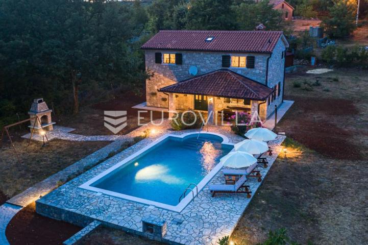 Istra, Labin, tradicionalna istarska kuća