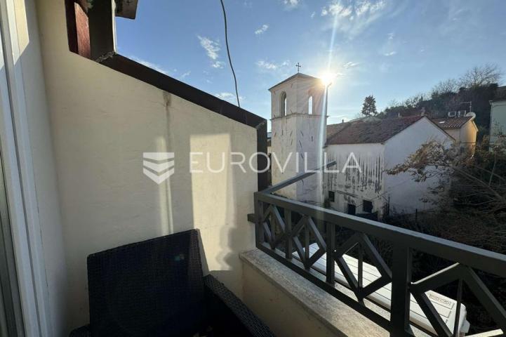 Istra, Pula, strogi centar, jednosoban stan s pogledom na more