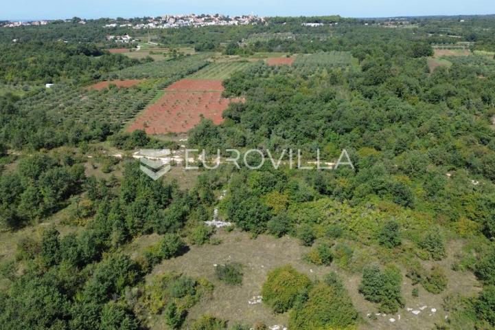 Poreč, Perci, prostrano zemljište na izoliranoj poziciji