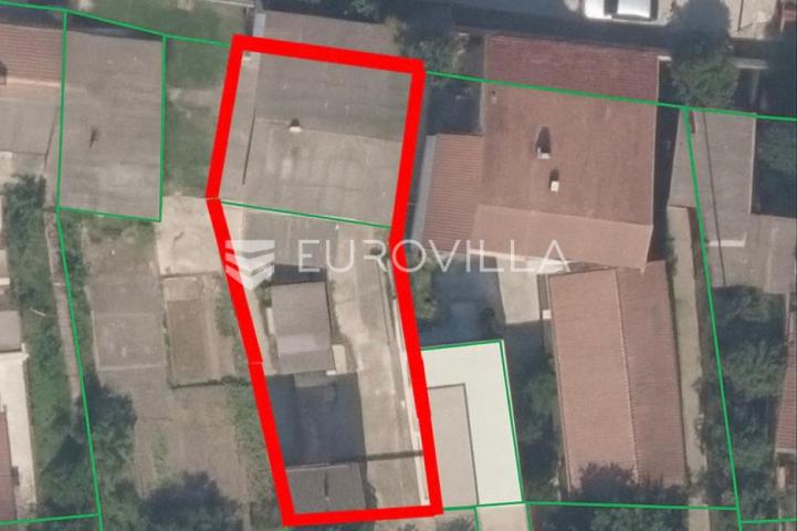 Osijek, Donji grad, zemljište s kućom 236 m²