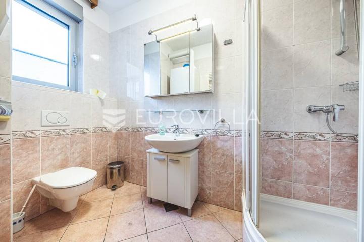 Zagreb, Jordanovac,  prekrasan peterosoban stan 230 m2 s garažom i parkirnim mjestom