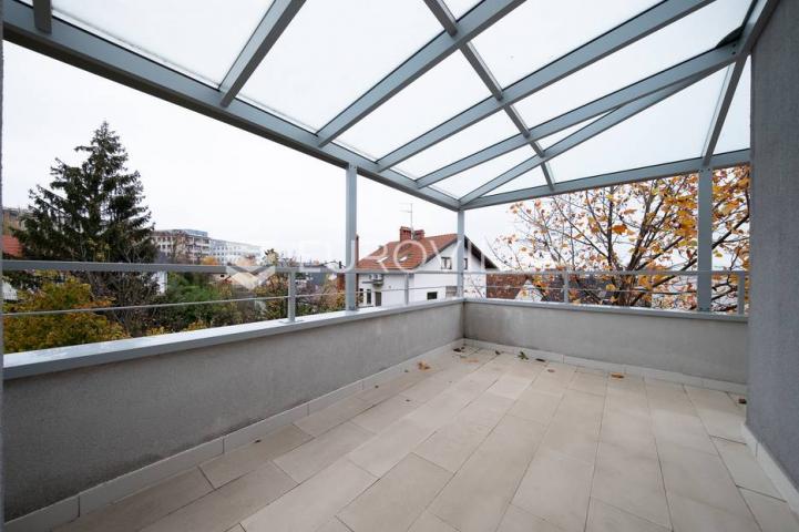 Zagreb, Jordanovac,  prekrasan peterosoban stan 230 m2 s garažom i parkirnim mjestom