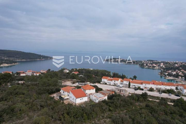 Nečujam, Šolta, građevinsko zemljište, 7.250 m², pogled na more, put, infrastruktura