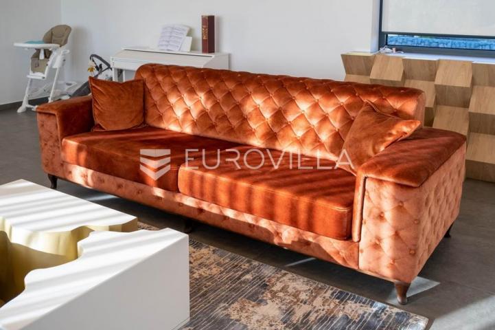 Opatija, prekrasan penthause 228 m² s besprijekornim pogledom