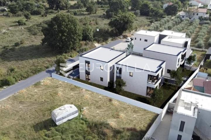Istra, Medulin, samostojeća kuća na idealnoj lokaciji, prilika