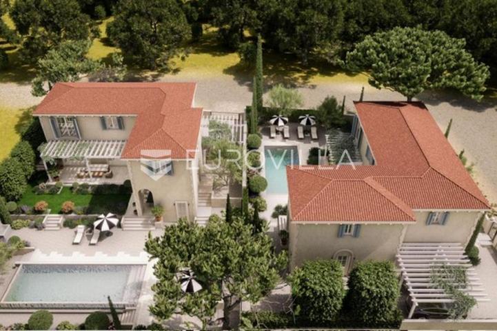 Istra, Barat, građevinsko zemljište 815m2 s projektom i građevinskom dozvolom