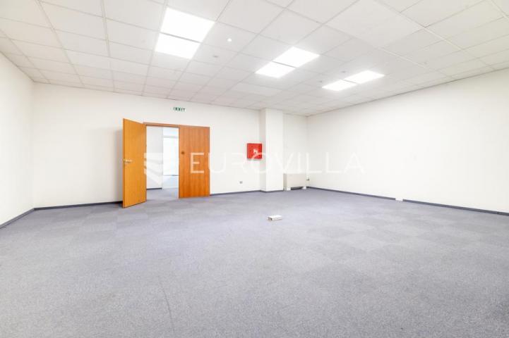 Zagreb, Žitnjak, Slavonska, uredski poslovni prostor 1.100 m²