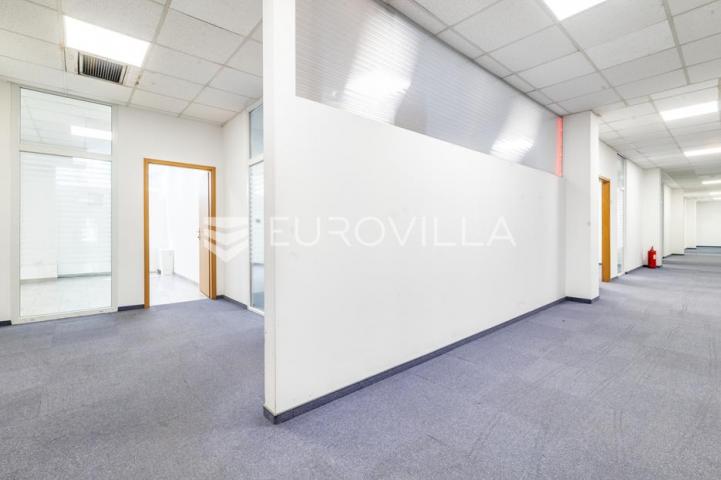 Zagreb, Žitnjak, Slavonska, uredski poslovni prostor 1.100 m²