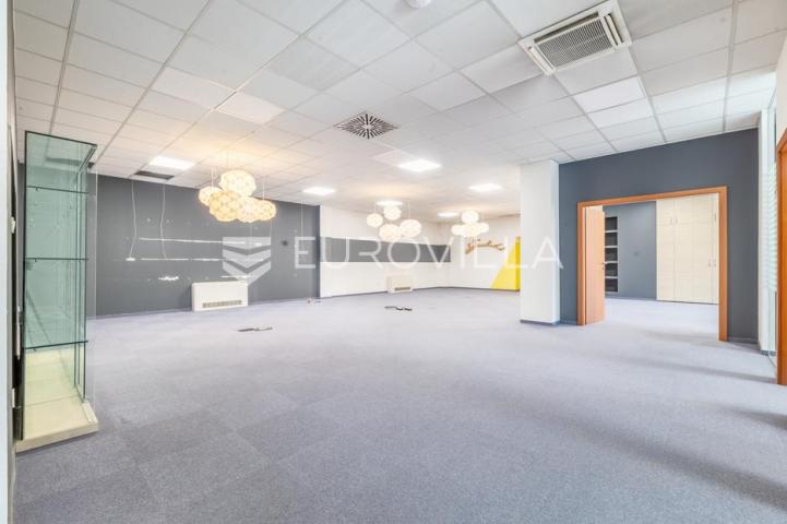 Zagreb, Žitnjak, Slavonska, uredski poslovni prostor 1.100 m²