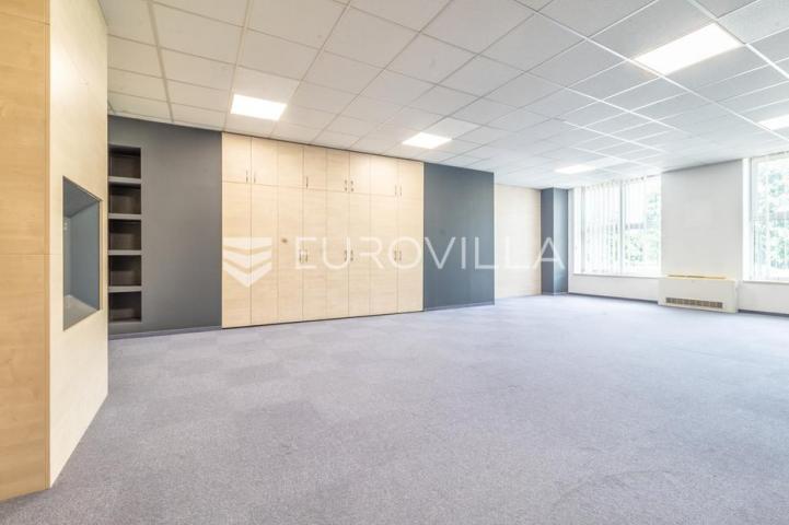 Zagreb, Žitnjak, Slavonska, uredski poslovni prostor 1.100 m²