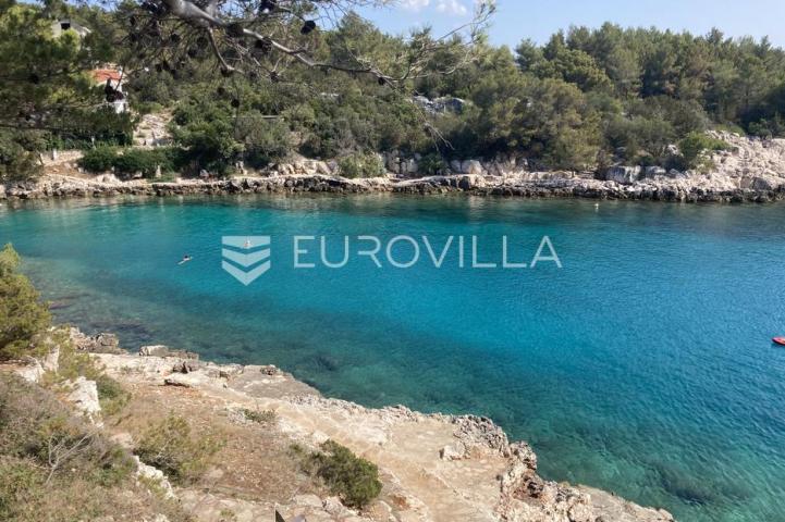 Hvar, Basina, jedinstvena mediteranska kuća na atraktivnoj lokaciji 