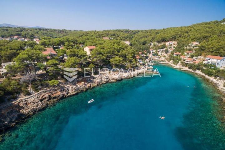 Hvar, Basina, jedinstvena mediteranska kuća na atraktivnoj lokaciji 