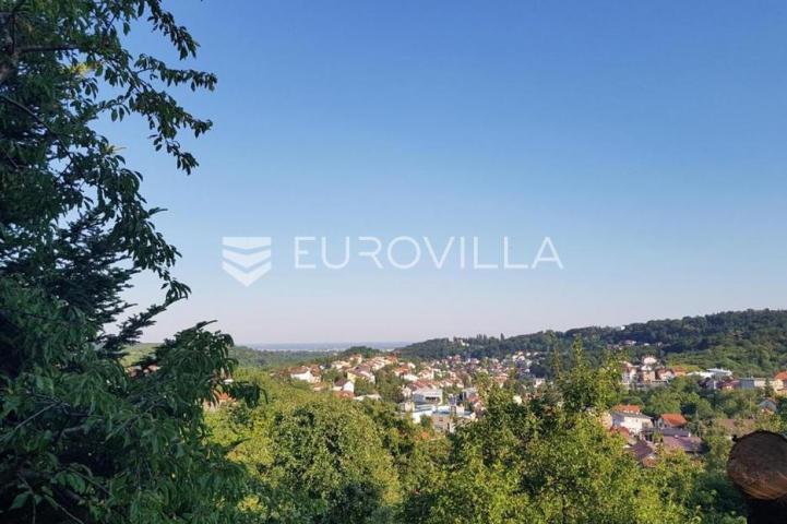 Šestine obiteljska kuća 400m2 na zemljištu 900m2