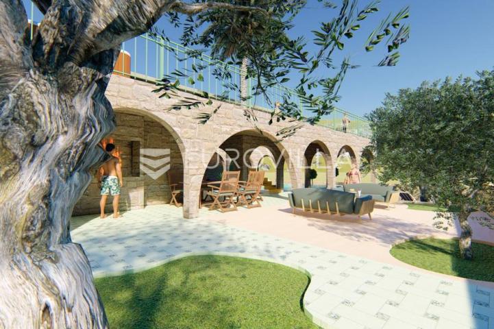 Brač, Supetar, građevinsko zemljište površine 3000 m²