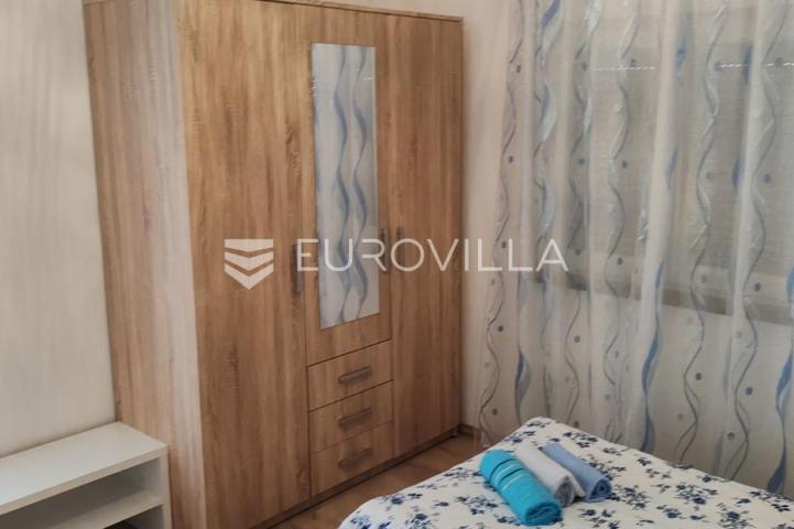 Istra, Tinjan, samostojeća kuća s bazenom i okućnicom 350m2