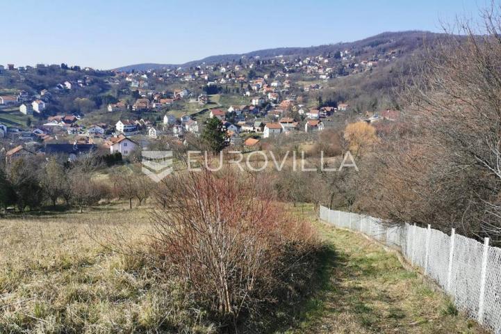 Zagreb, Gornje Vrapče, građevinsko zemljište 2.503 m²