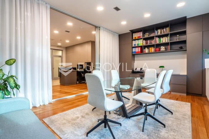 Split, Firule, reprezentativan ured na odličnoj lokaciji, 128 m², prodaja