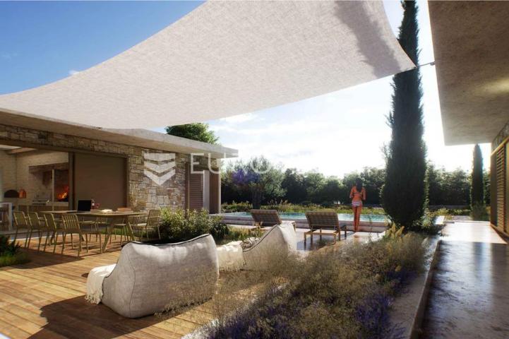 Istra, Kringa, novoizgrađena luksuzna vila u roh bau fazi s imanjem od 17.106 m2
