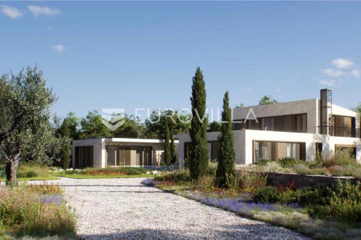 Istra, Kringa, novoizgrađena luksuzna vila u roh bau fazi s imanjem od 17.106 m2