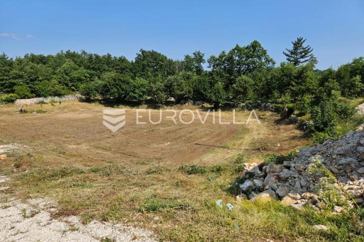 Istra, Kringa, novoizgrađena luksuzna vila u roh bau fazi s imanjem od 17.106 m2