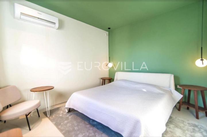 Istra, Buje, eskluzivna villa s prekrasnim pogledom na more 
