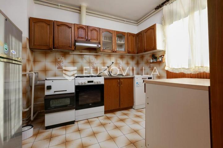 Rijeka, Podhum, kuća od 158 m²