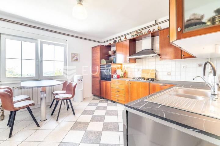 Zagreb, Gračani, predivna kuća od 289,18 m2