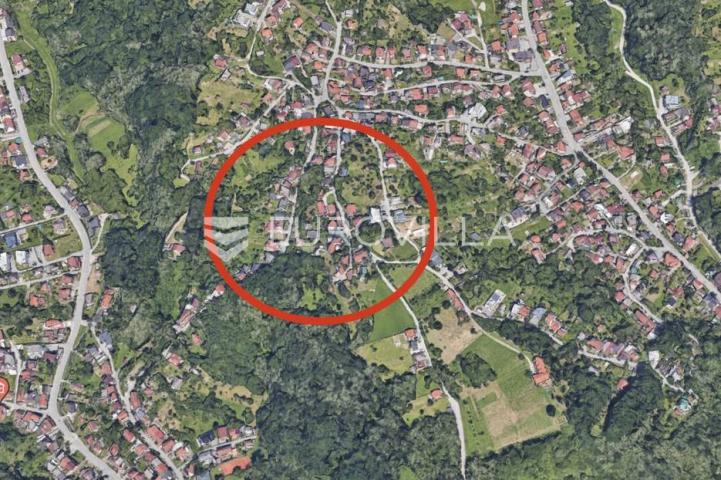 Zagreb, Fraterščica  atraktivno zemljište 562 m2 sa starom kućom i predivnim pogledom