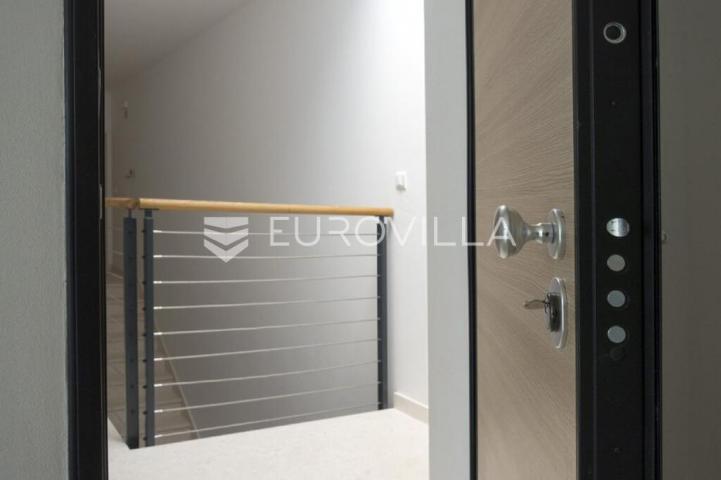 Poreč, La Mula, luksuzan trosoban dvoetažni Penthouse 91 m² NOVOGRADNJA