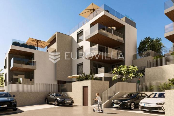 Primošten, prekrasna villa površine 368.67 m² s pogledom na more