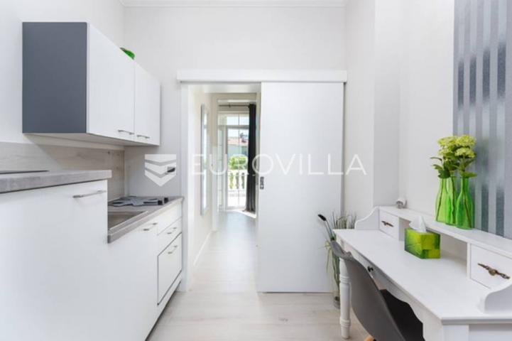 Rovinj, samostojeća vila centar Rovinja pogled more 400 m²