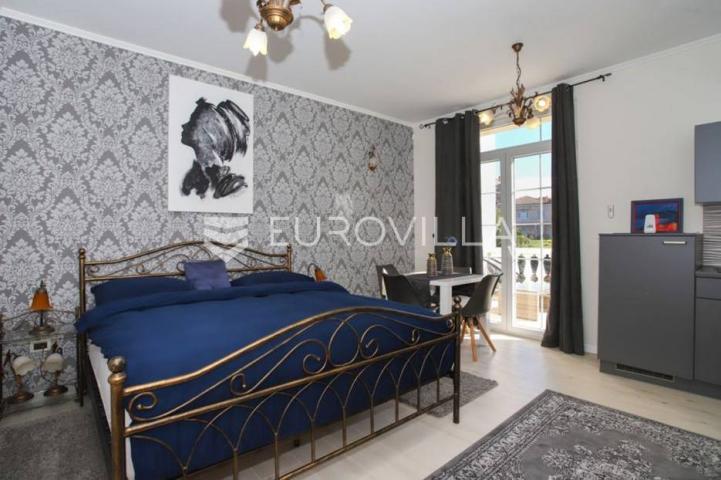 Rovinj, samostojeća vila centar Rovinja pogled more 400 m²