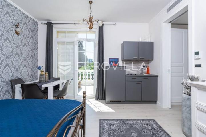 Rovinj, samostojeća vila centar Rovinja pogled more 400 m²