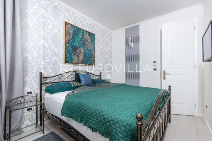 Rovinj, samostojeća vila centar Rovinja pogled more 400 m²