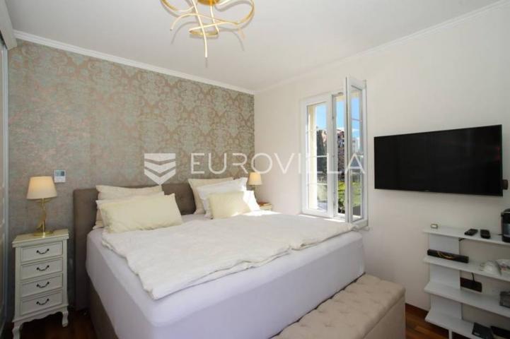 Rovinj, samostojeća vila centar Rovinja pogled more 400 m²