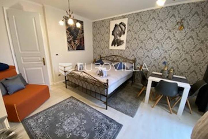 Rovinj, samostojeća vila centar Rovinja pogled more 400 m²