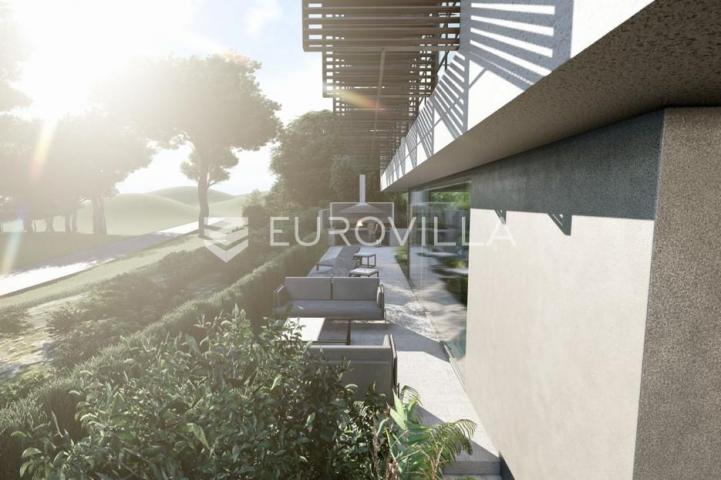 Zadar Pridraga građevinsko zemljište 700 m2 PRVI RED UZ MORE