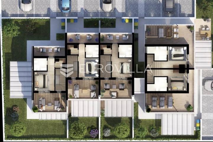 Poreč, prekrasan  trosobni stan u kući u nizu od 125 m2 s velikim vrtom