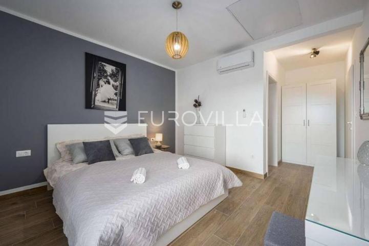 Poreč, kvalitetna niskoenergetska vila smještena nadomak Poreča