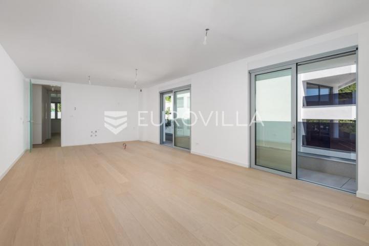 Opatija, atraktivan trosoban stan 119 m² NOVOGRADNJA
