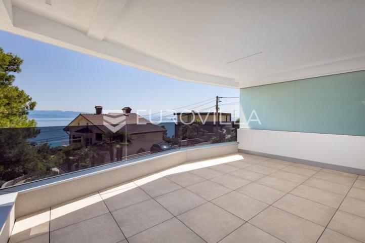 Opatija, atraktivan trosoban stan 119 m² NOVOGRADNJA