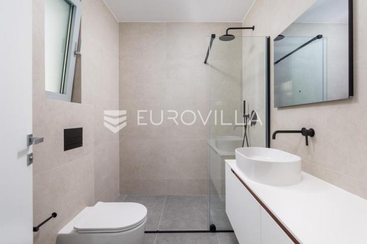Opatija, atraktivan trosoban stan 119 m² NOVOGRADNJA