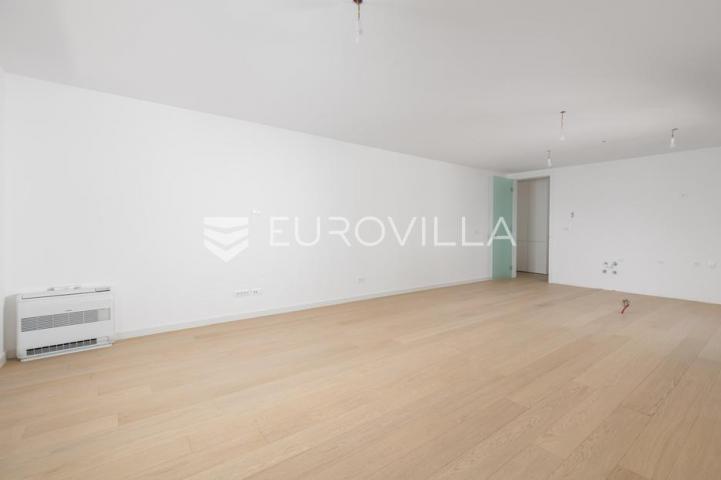 Opatija, atraktivan trosoban stan 119 m² NOVOGRADNJA