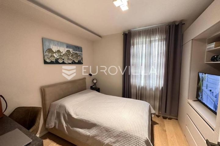 Rijeka, moderan stan s pogledom na more 217 m²