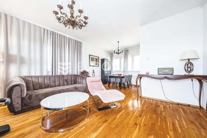 Zagreb, Ilica/Vrapče trosoban penthouse 107 m² s prekrasnim pogledom, parking