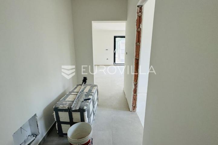 Istra, Umag, NOVOGRADNJA, Stan na prvom katu 64,54 m²